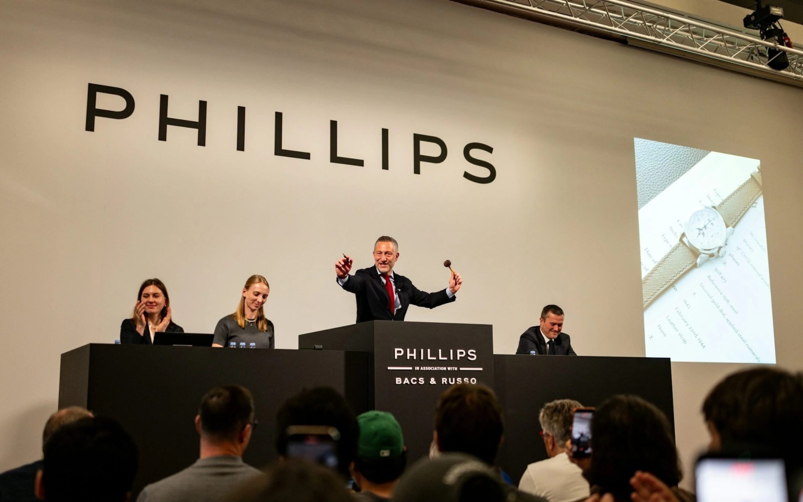 Phiên Đấu Giá Philips