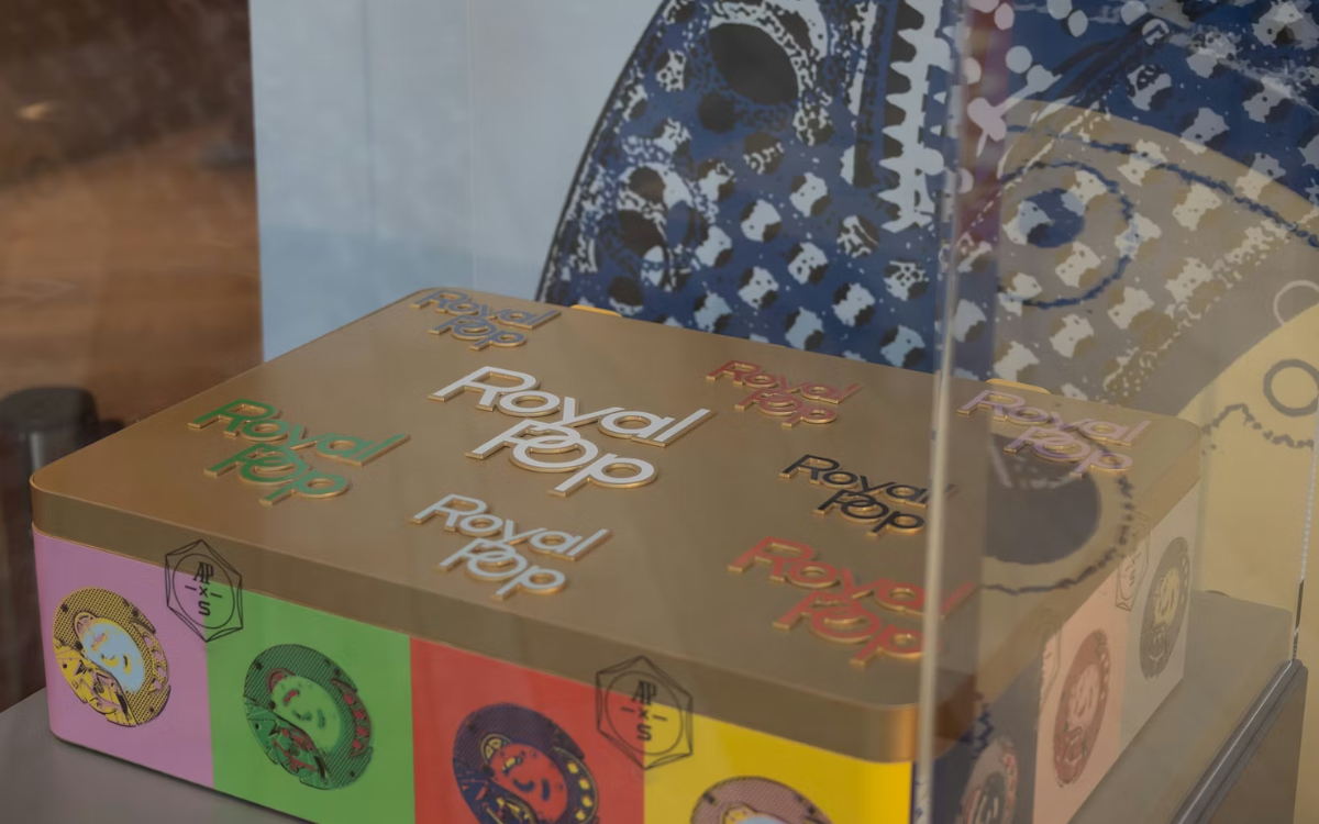 Royal Pop Box